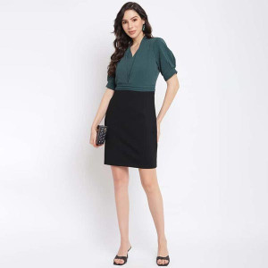 Women Solid Sheath Dress